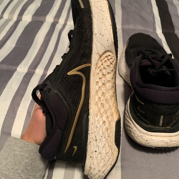 Mens Size 9 / Women’s 10.5 - Nike ZoomX Invincible Run Flyknit Black White - Picture 5 of 15